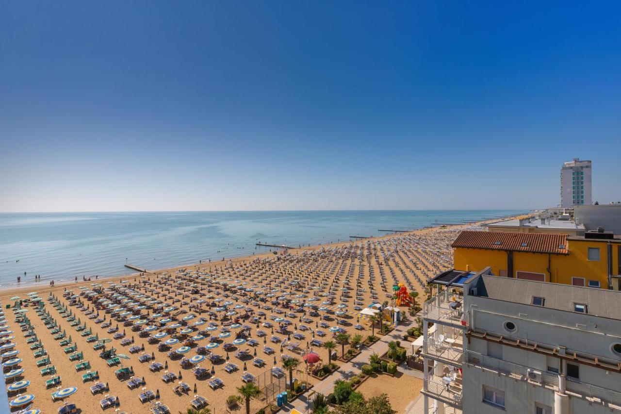 Hotel Napoleon Lido di Jesolo Kültér fotó