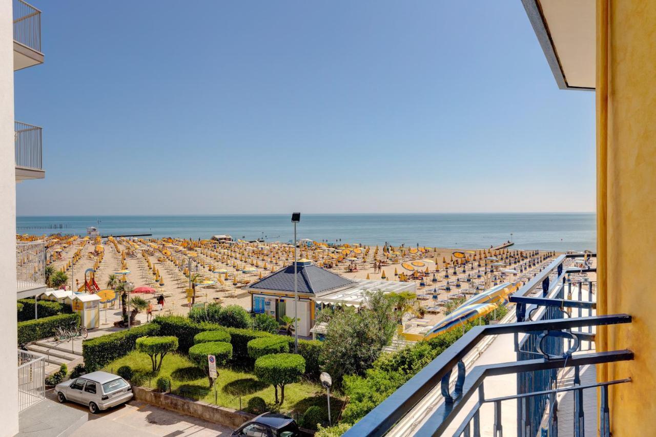 Hotel Napoleon Lido di Jesolo Kültér fotó