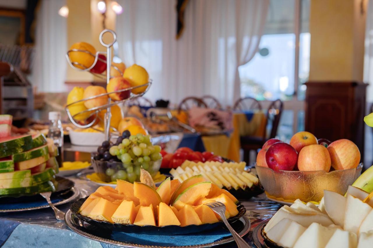 Hotel Napoleon Lido di Jesolo Kültér fotó